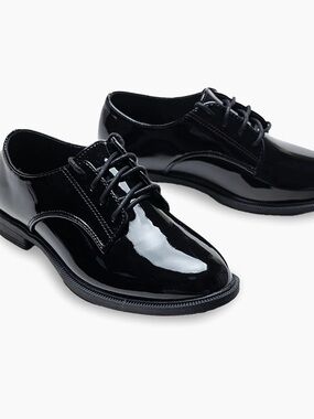 Corafoam Lace-Up Dress Shoe
